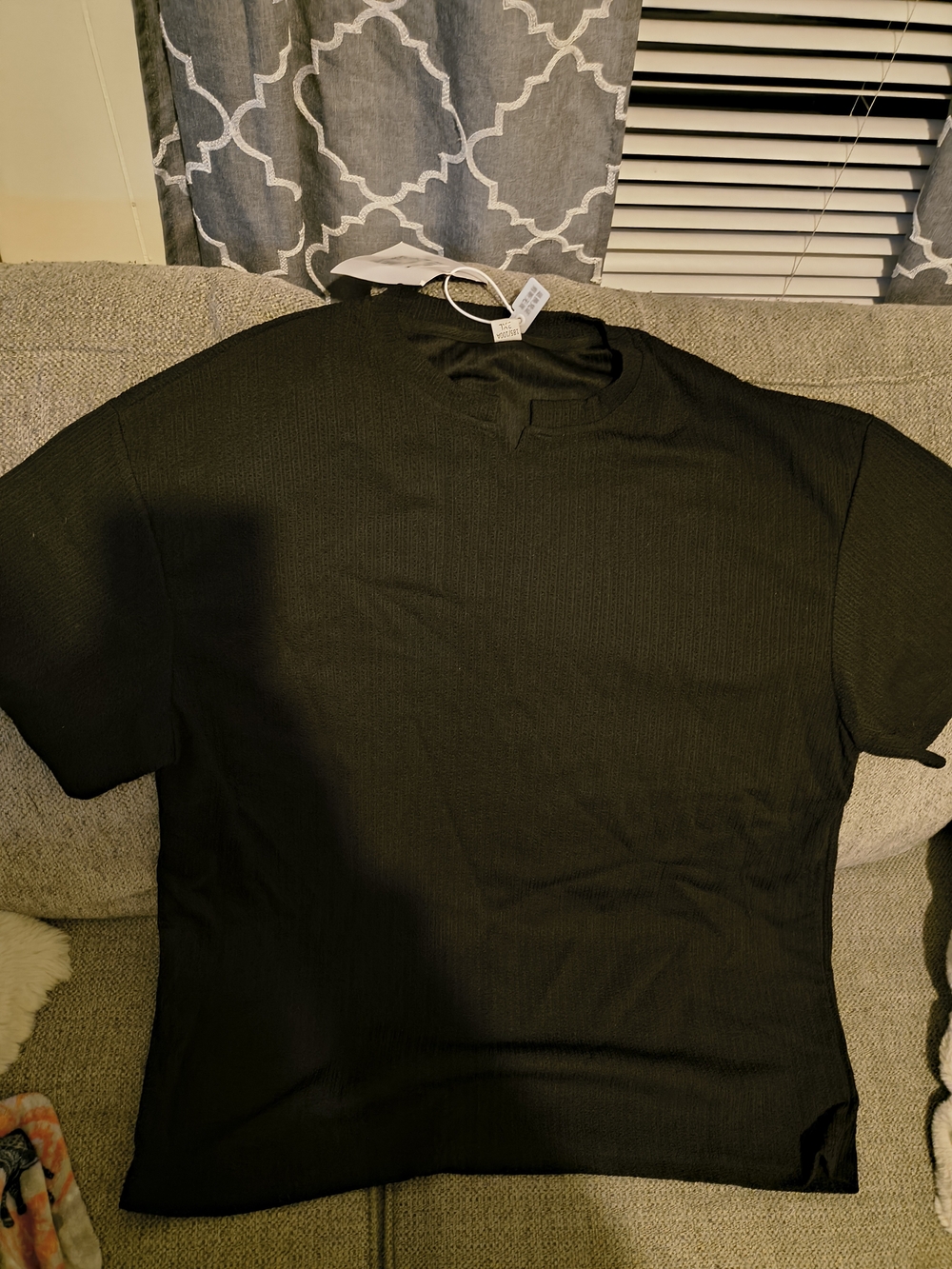 Men's Black Short-Sleeve Crewneck Shirt